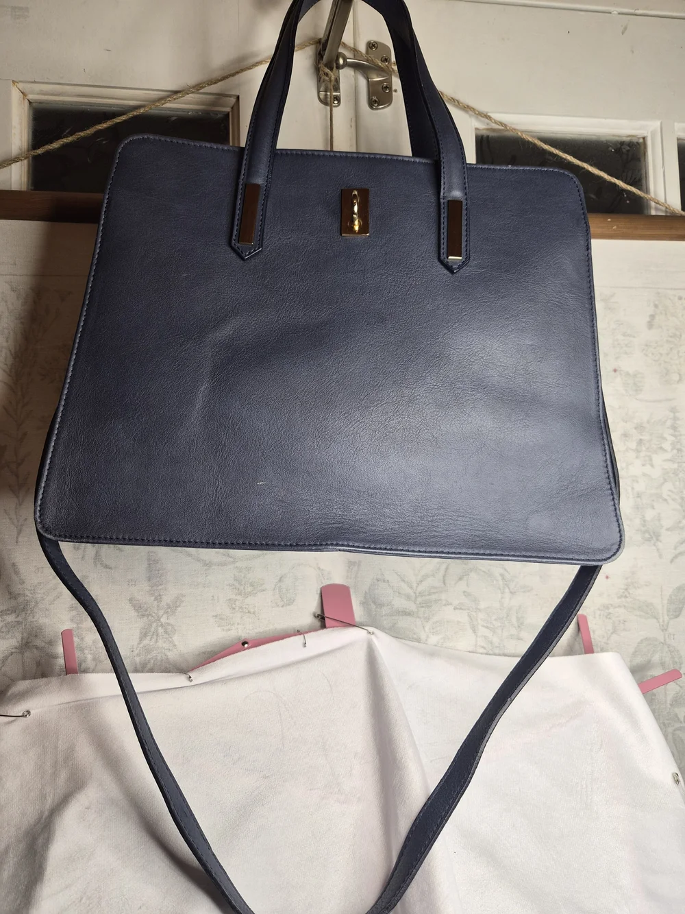 Italian Vera Pelle Genuine Leather Navy Satchel Tote Purse Gold Hardware